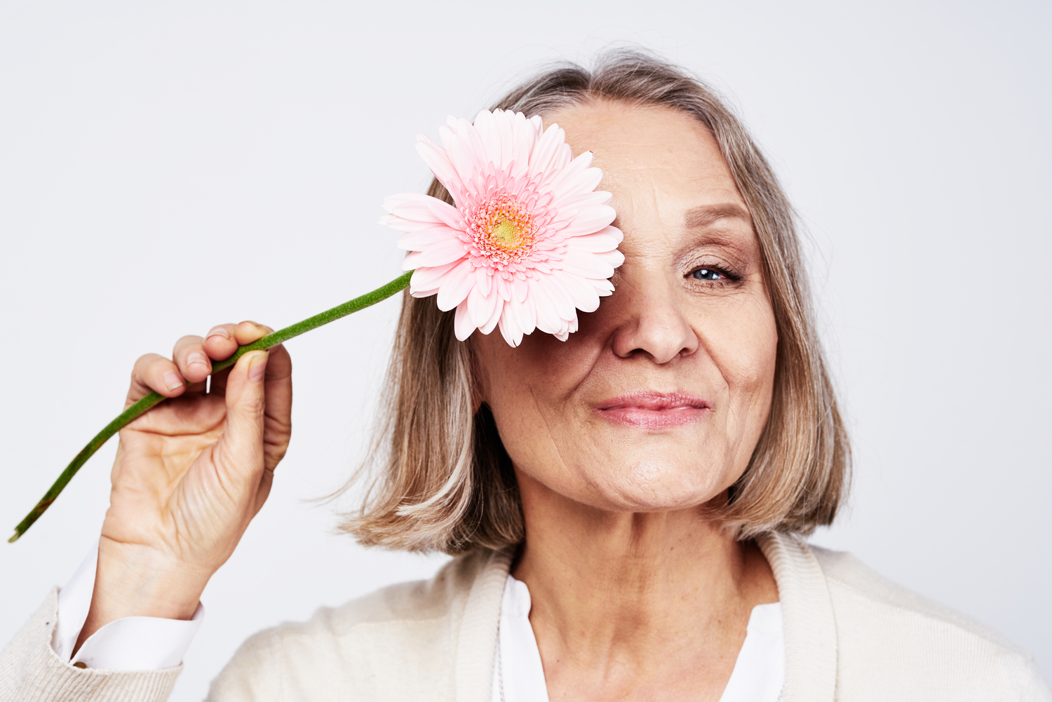 Evidencia de la menopausia como un factor de sexo de riesgo para desarrollar glaucoma